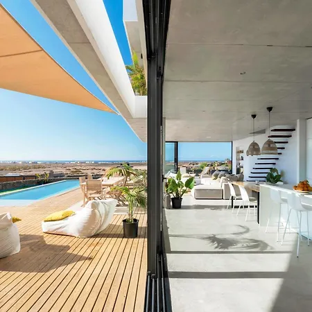 Villa Salty By Aura Collection *