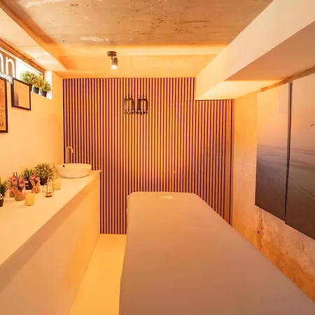 Willa Salty By Aura Collection *