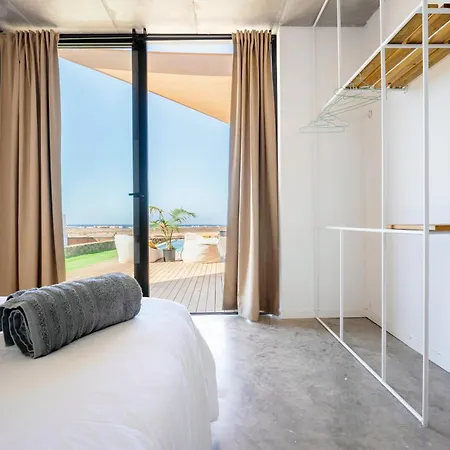 Salty By Aura Collection * Roque
