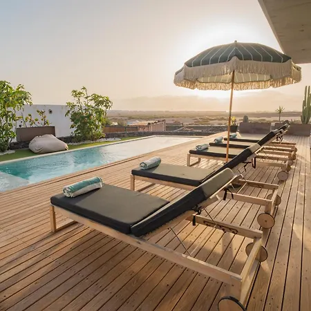 Salty By Aura Collection * Roque