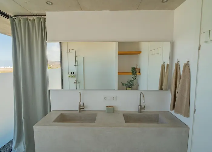 Villa Salty By Aura Collection Roque